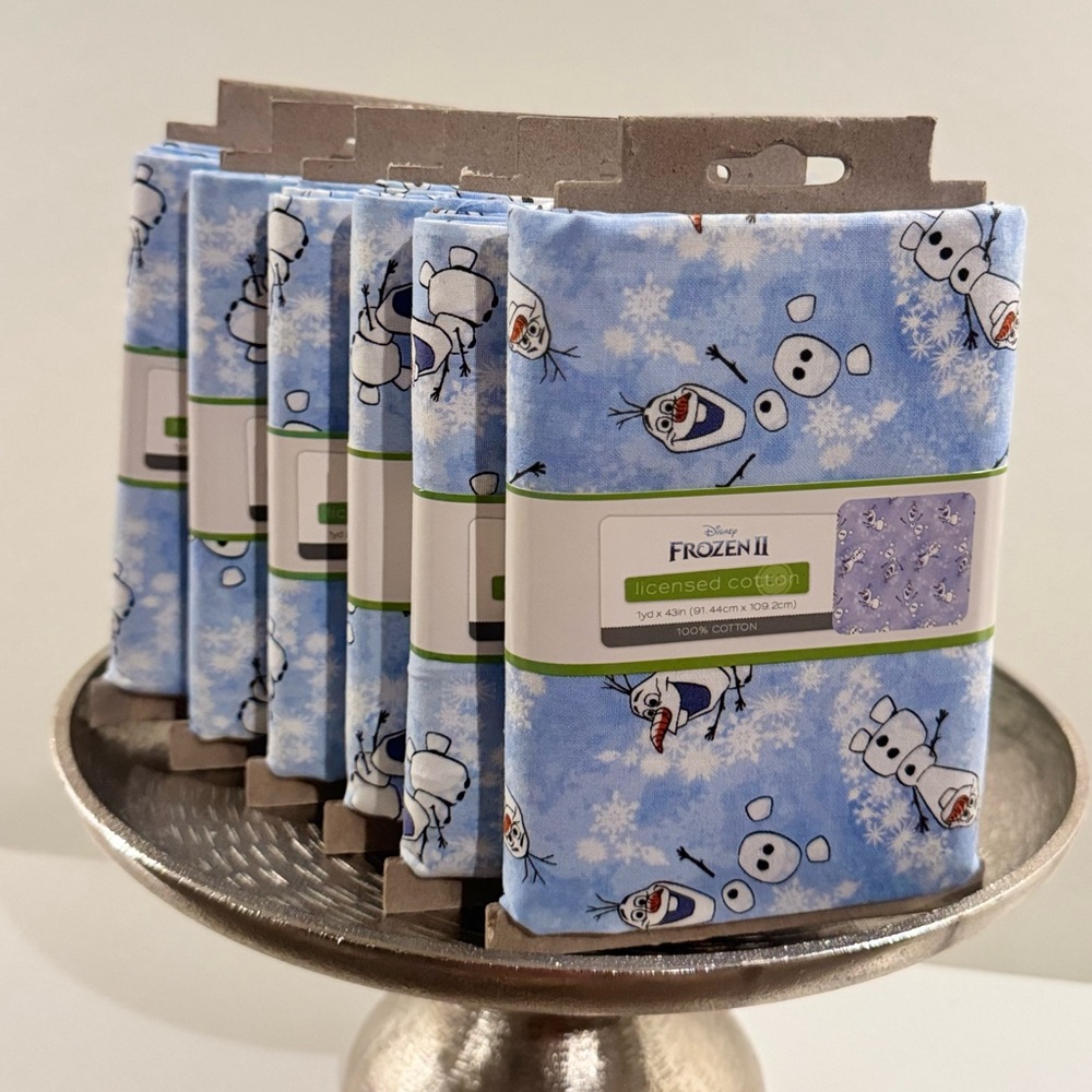 BUNDLE OF 6 Spring Creative Disney Frozen 2 Olaf Throw 1 Yard Precut Fabric.